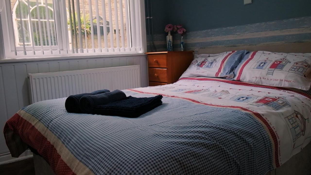 Commanders Cabin 'As Seen In Beyond Paradise' Looe Exterior foto